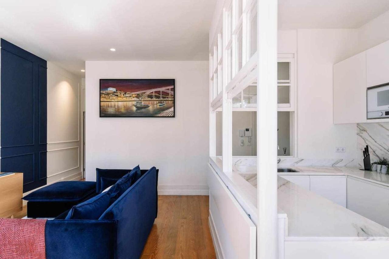 Brunos Wine House Apartment บีลาโนวาเดกายา ภายนอก รูปภาพ
