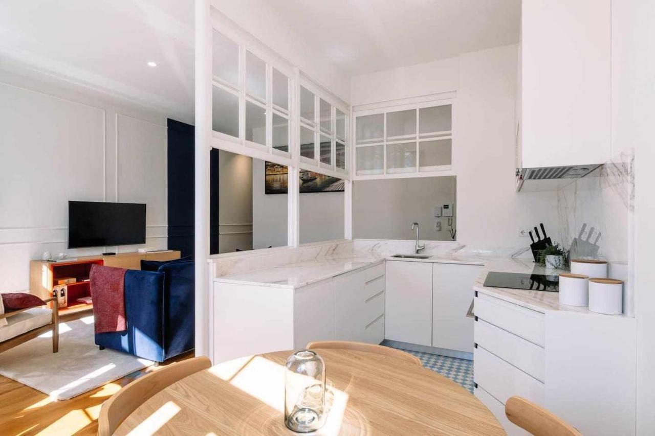 Brunos Wine House Apartment บีลาโนวาเดกายา ภายนอก รูปภาพ