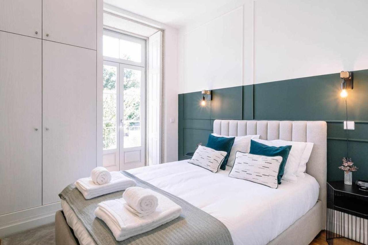 Brunos Wine House Apartment บีลาโนวาเดกายา ภายนอก รูปภาพ
