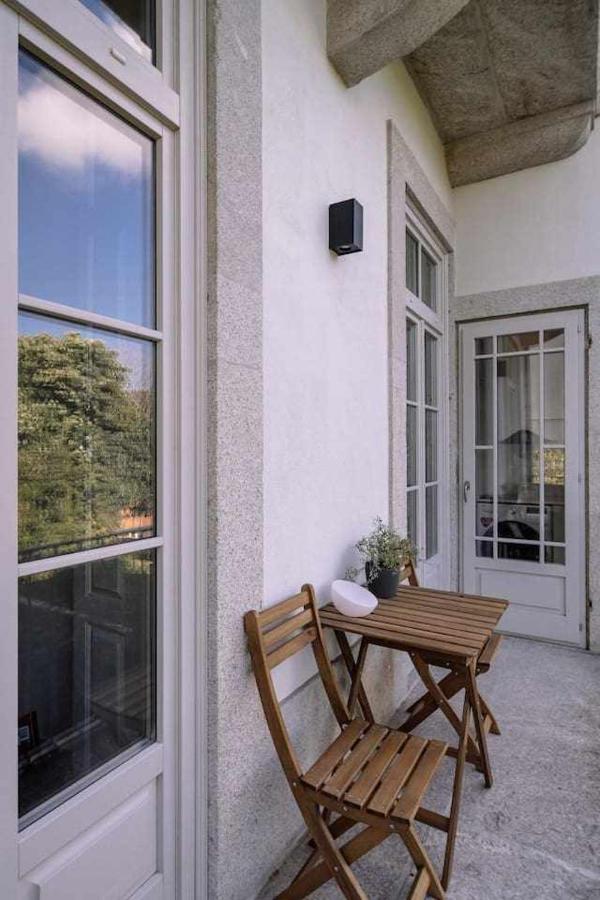 Brunos Wine House Apartment บีลาโนวาเดกายา ภายนอก รูปภาพ