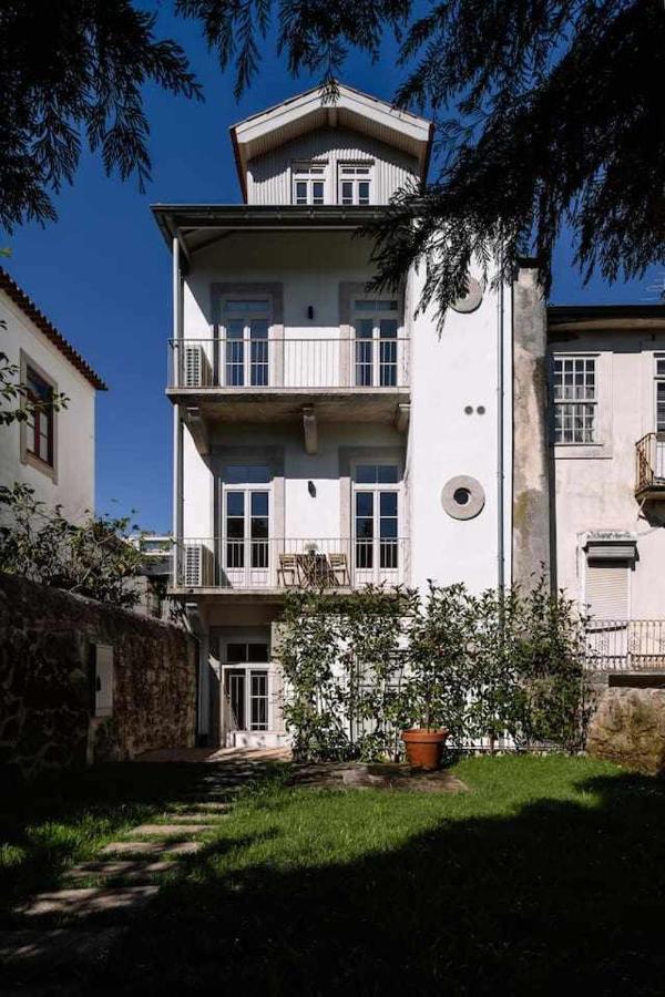 Brunos Wine House Apartment บีลาโนวาเดกายา ภายนอก รูปภาพ