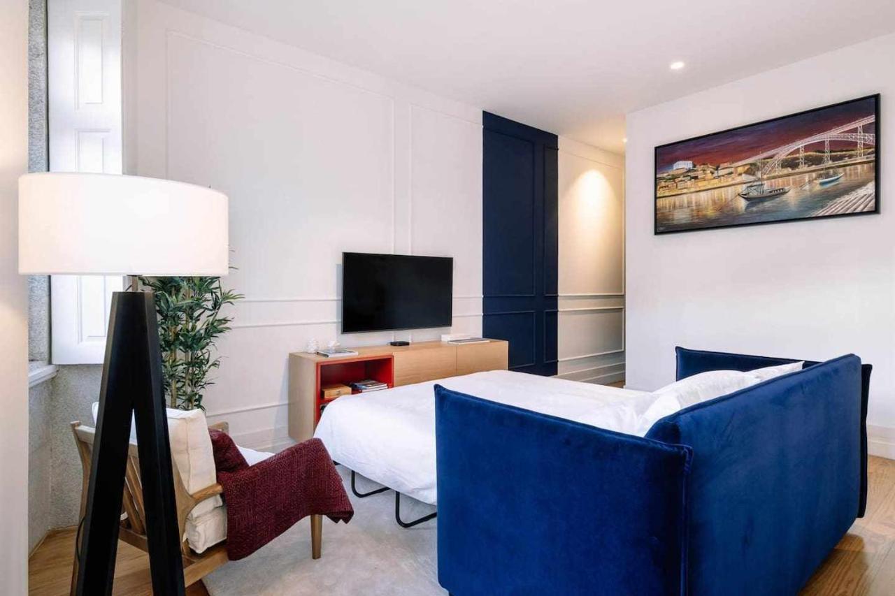 Brunos Wine House Apartment บีลาโนวาเดกายา ภายนอก รูปภาพ