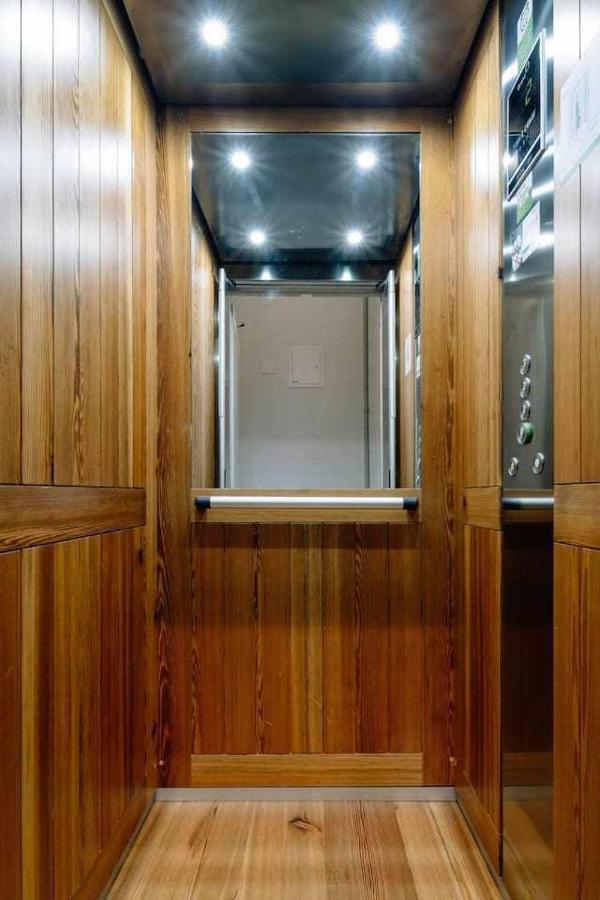 Brunos Wine House Apartment บีลาโนวาเดกายา ภายนอก รูปภาพ